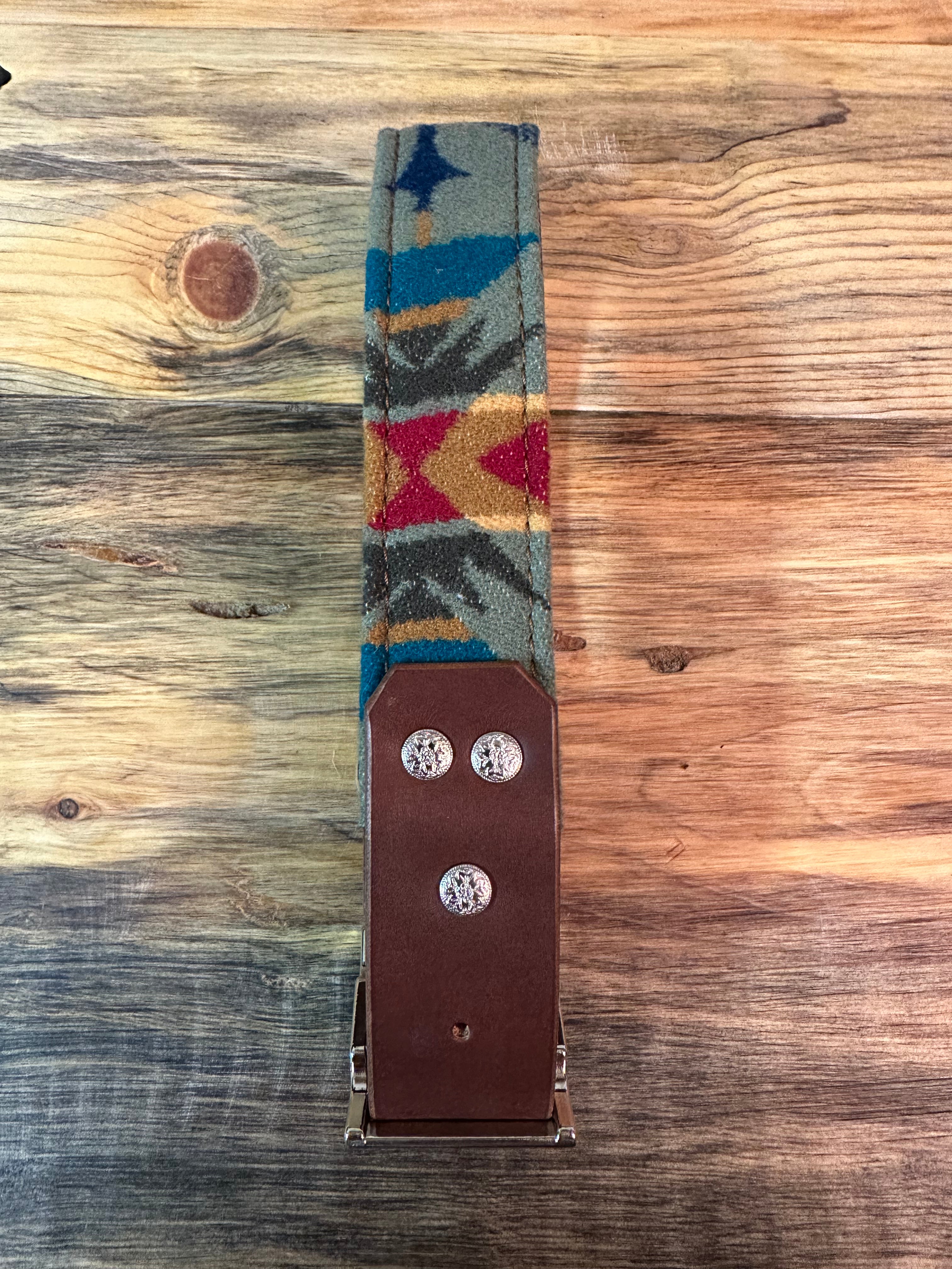 18"-20" Buckle Collar